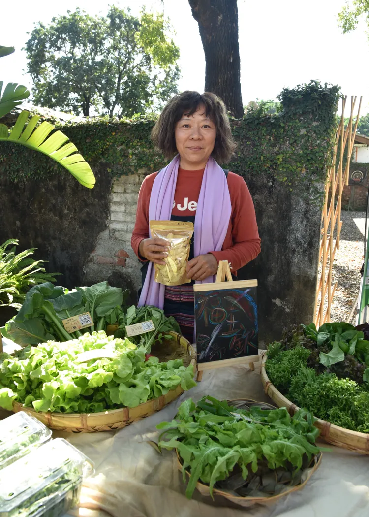 恆春半島友善耕作小農舉辦一日快閃市集。屏東大學提供