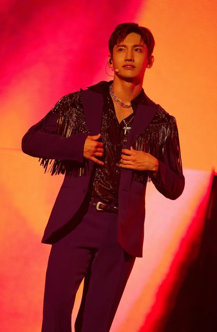 昌珉喜歡《MIROTIC》。翻攝SM娛樂