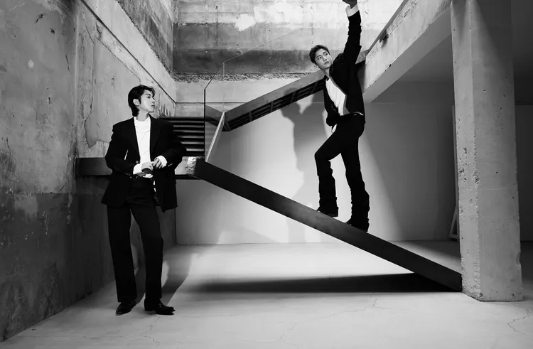 昌珉（右）希望跟允浩2個人都能健健康康。SM Entertainment提供