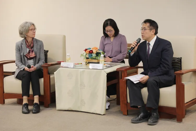 雙方會談，盼深化經貿、藝文、教育等交流。市府提供