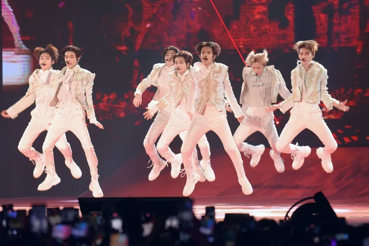 ENHYPEN每次表演都跳得很高，為粉絲津津樂道。攝影中心攝