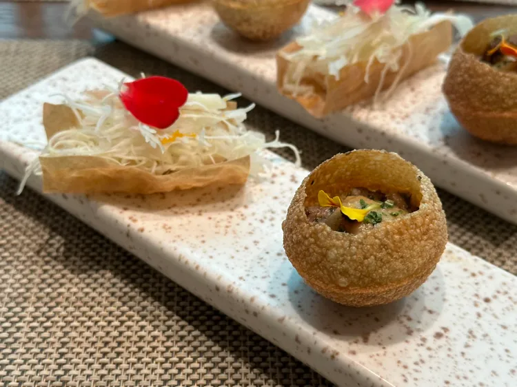 本次新菜套餐午餐菜單6道式含甜點。陳怡文攝