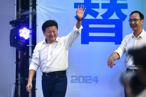 傅崐萁不甩「韓江配」表態爭龍頭！　朱立倫：希望大家團結一致