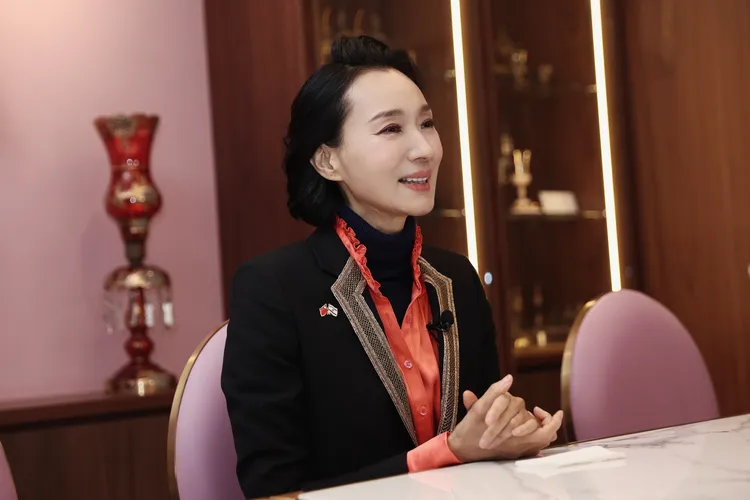 過去不喜歡跟人群接觸的坣娜，一度有社交恐懼，如今，她透過瑜伽讓身心靈獲得放鬆。彭欣偉攝