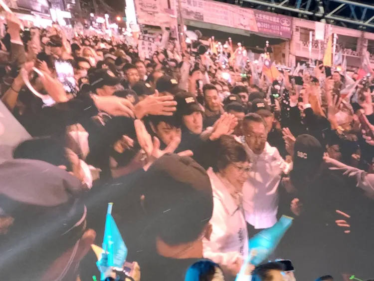 柯文哲大進場。施智齡攝