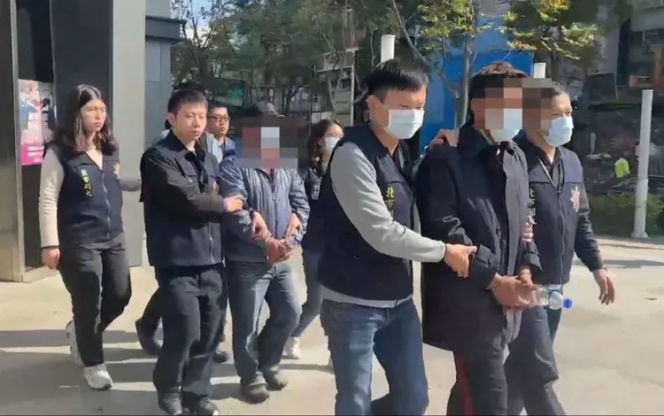 翁男等人遭移送。翻攝畫面