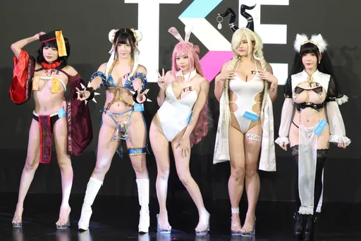 34名艳星一次收服!韩妹Bitnara放话马杀鸡宠粉 泰国春丽炸出雪乳