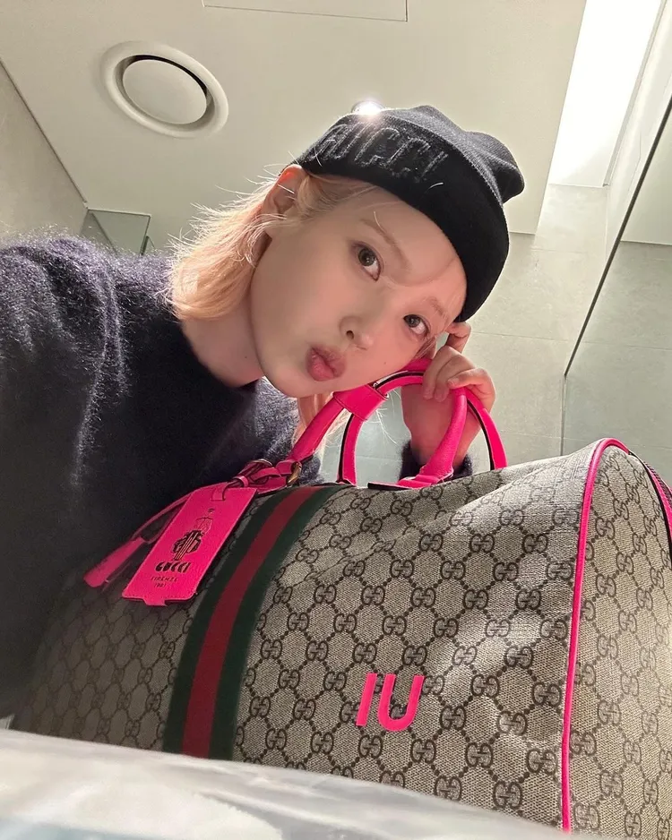 IU的金髮新造型相當可愛。翻攝IU IG