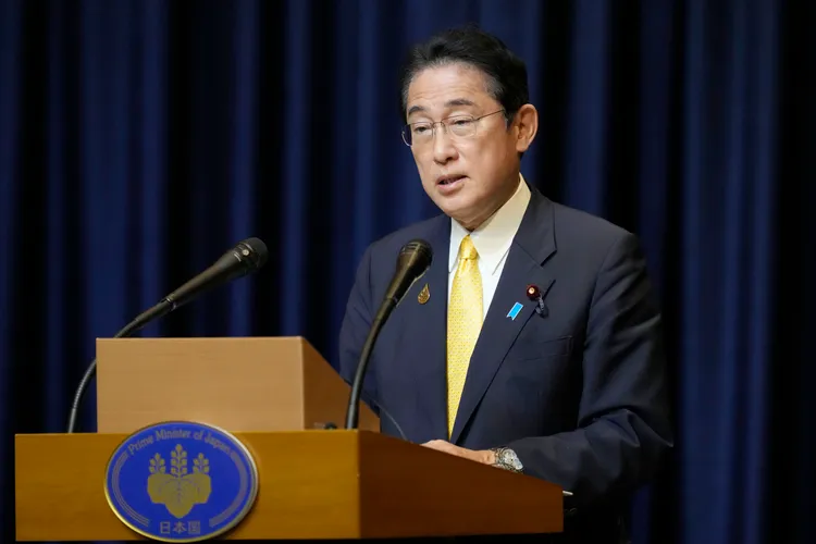 日本首相岸田文雄期許2024年能成為擺脫通貨緊縮心理，而且加薪超過物價漲幅的一年。資料照片