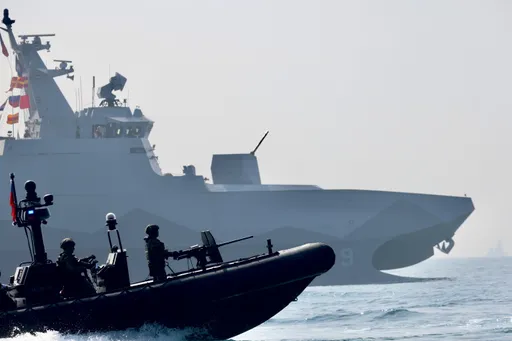 圖多|海軍春節戰備演練! 飛彈車機動部署秀濱海作戰能力