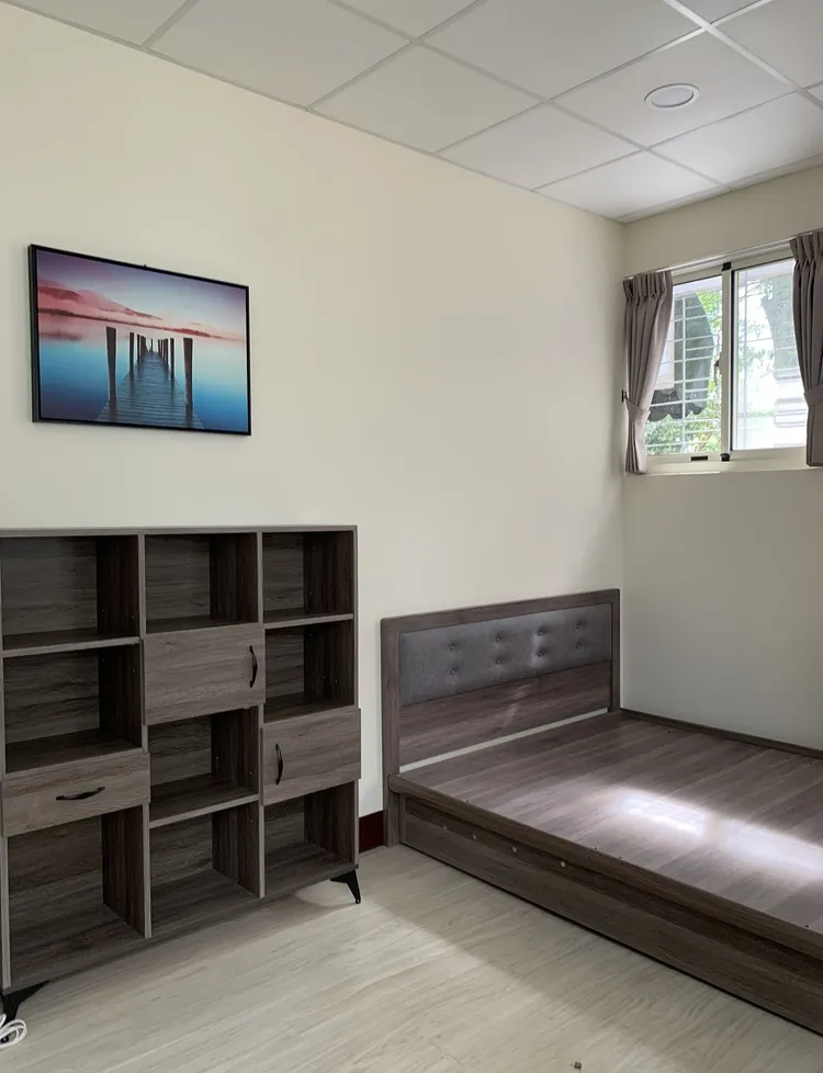 暨大附中教職員宿舍房間設備更新。國教署提供