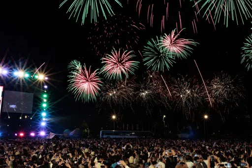 盧秀燕倒數致詞8個字創紀錄 台中跨年吸22萬人