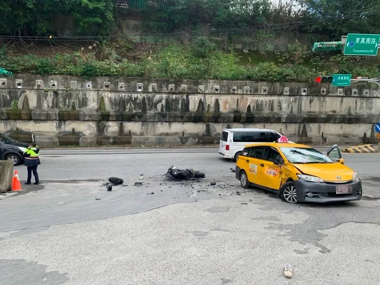 車禍現場。龜山警分局提供