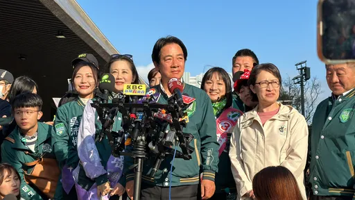 賴清德、蕭美琴台北市合體車掃！　婆媽反應讓他羞笑