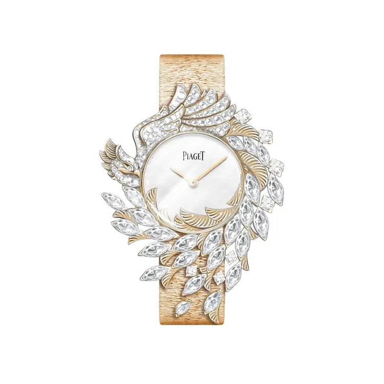 伯爵18K玫瑰金鑽石鳳凰珠寶腕錶，32mm，18K玫瑰金錶殼，宮廷式雕刻飾紋鍊帶，伯爵自製 430P超薄手動上鍊機芯，動力儲存43小時，全球限量8只，價格店洽。品牌提供