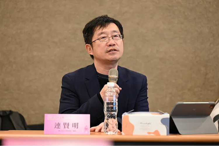 國立政治大學財政系教授連賢明表示，乳癌可以作為投資健康的新藥新評估的範例疾病，政府可以更了解新藥對於社會面、經濟面與國家面的效益。