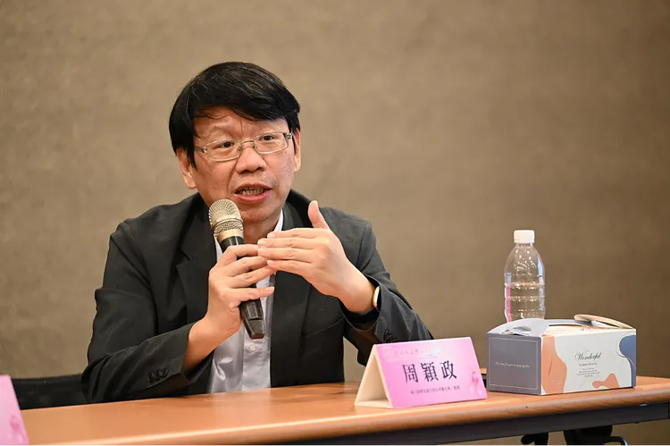 國立陽明交通大學公共衛生所教授周穎政指出，醫療費用合理的成長率才能不斷的擴大健康投資。