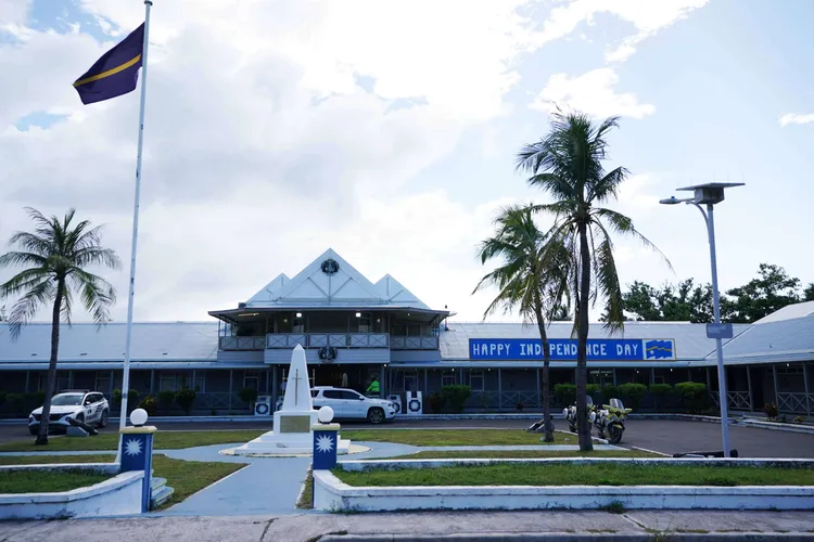 諾魯國會。新華社