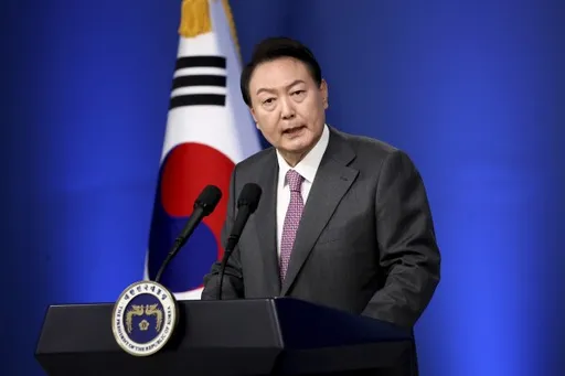 南韓議員諫言尹錫悅！竟遭特勤摀嘴拖走　總統府回應讓網炸鍋了