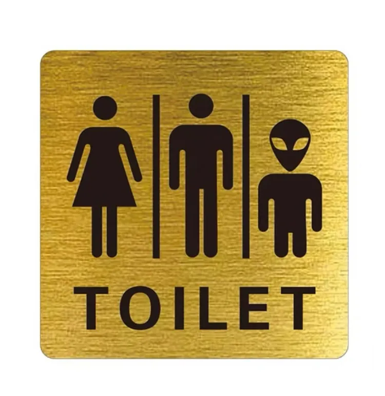 還有賣家也分享這款貼紙寫道：「我有賣哦，還有金色版本。」翻攝《路上觀察學院》社團