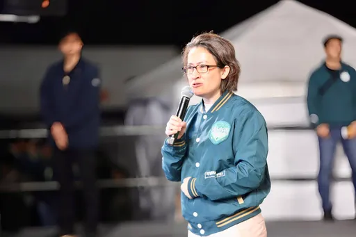 蕭美琴確診!謝票途中篩出2條線 戴2層口罩快閃便當會