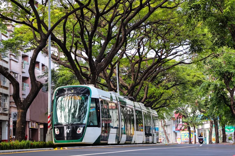 新的一年市府續推軌道建設四線齊發，將讓高雄捷運路網逐漸成形。市府提供