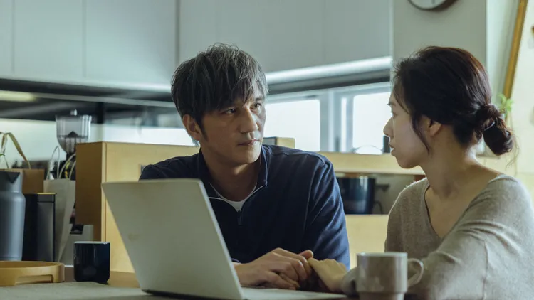 夏于喬（右）、馬志翔詮釋遭遇「七年之癢」夫婦，戲中真實、生活化夫妻很有共鳴。Netflix提供