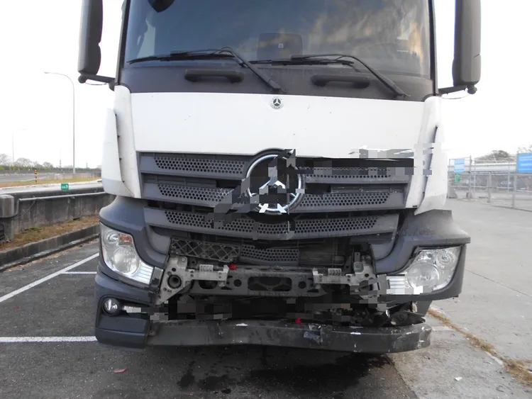 肇事聯結車。民眾提供