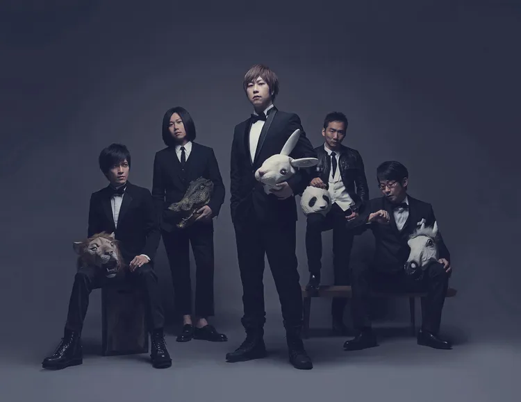 五月天怪獸（左起）、瑪莎、阿信、石頭與冠佑，彼此相識超過30年，感情有增無減。