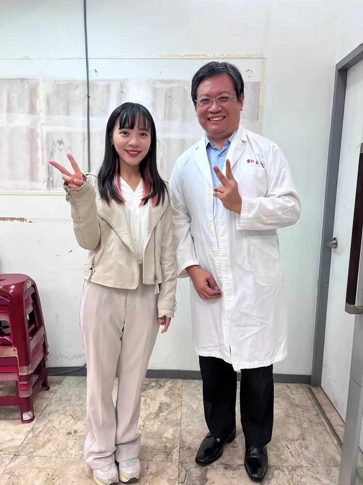 高雄多位醫師挺力挺黃捷。黃捷總部提供