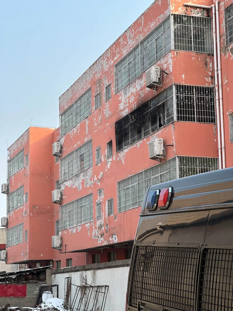 河南「英才學校」宿舍19日晚間發生火災，13童遇難。新華社