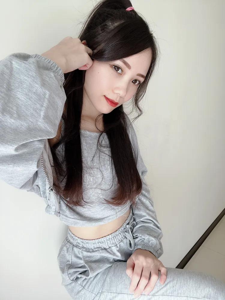 小茉莉不只喜歡唱歌，做小點心也是她的拿手專長。