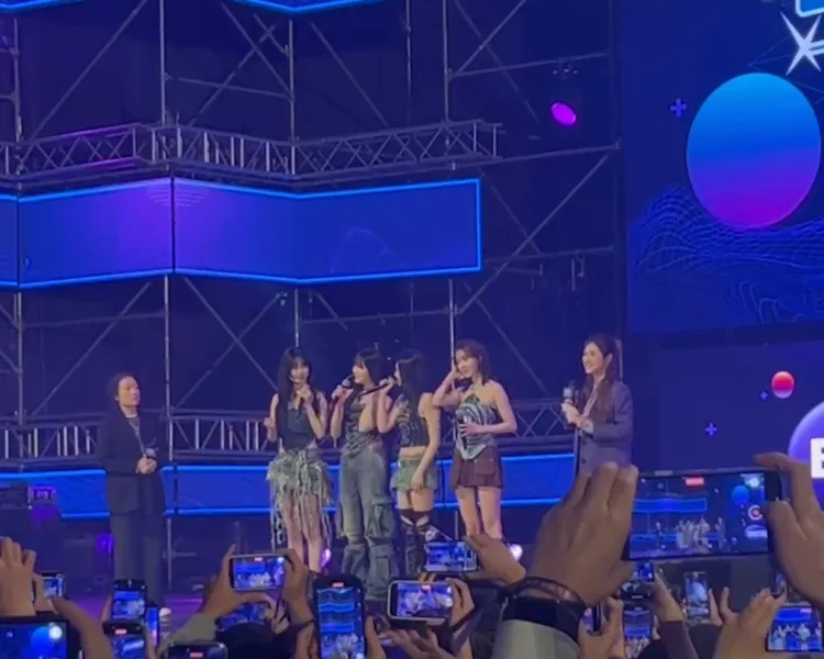 韓國大勢女團aespa首度來台商演明基佳世達尾牙，由吳姍儒（右）擔當主持。讀者提供