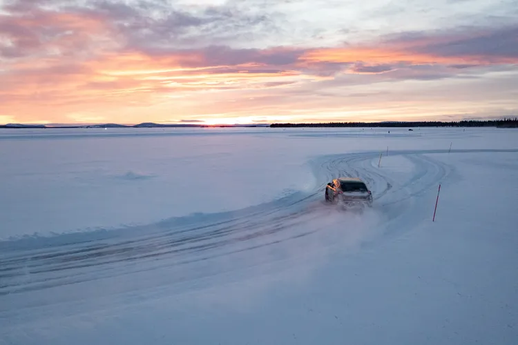 保時捷純電Macan測試地點涵蓋所有不同氣候，足跡遍及零下30 ℃的北歐斯堪地那維亞半島，到高達50 ℃的美國加州死亡谷。原廠照片