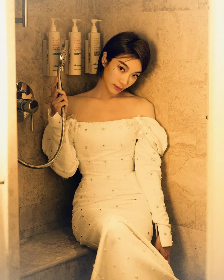 蔡淑臻去年以醫界女傳奇一角廣獲好評，精湛演技讓她如願抱回金鐘獎座。翻攝《蔡淑臻 Janel Tsai》粉絲頁