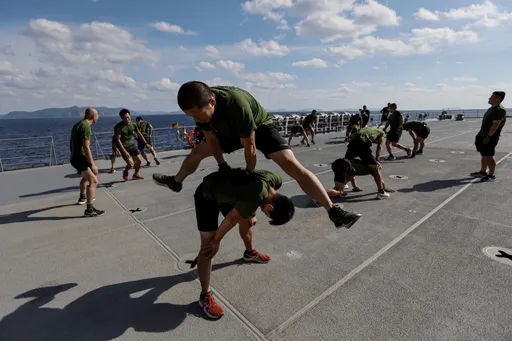 日本自衛隊廢髮禁、祭500萬年薪 吸引網路戰、太空戰人才