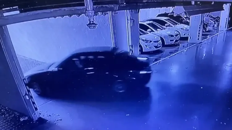 廖男把車開走。龜山警分局提供