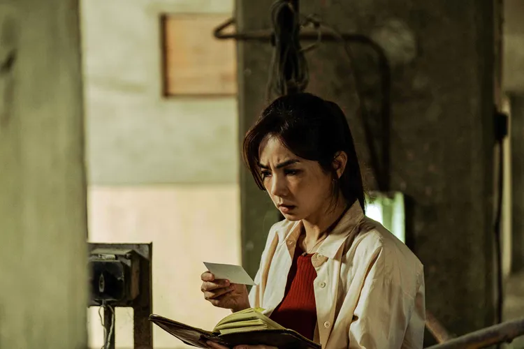 Ella陳嘉樺意外發現王識賢隱瞞多年的秘密。東森提供