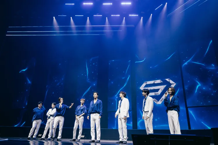 SJ又唱又跳，還玩起遊戲對抗。讀者提供