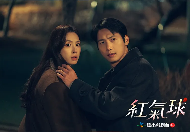 李尚禹（右）劇中要面對婆媳問題，戲外老婆和媽媽相處融洽。緯來戲劇台提供