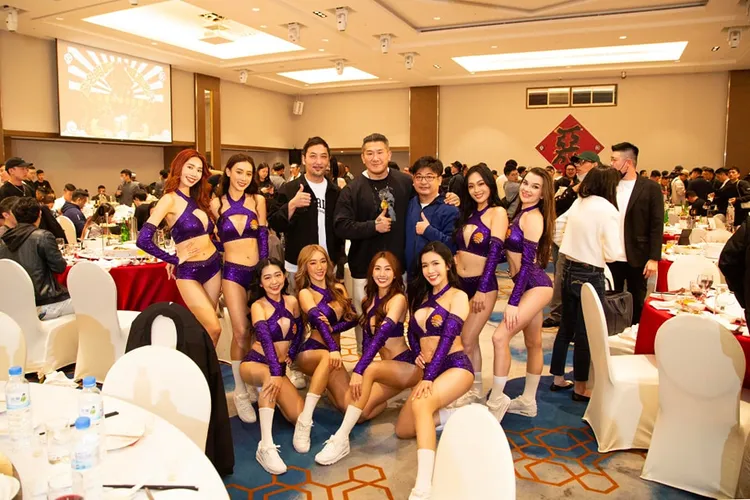 李進良也出席館長尾牙宴。翻攝自臉書「飆捍」