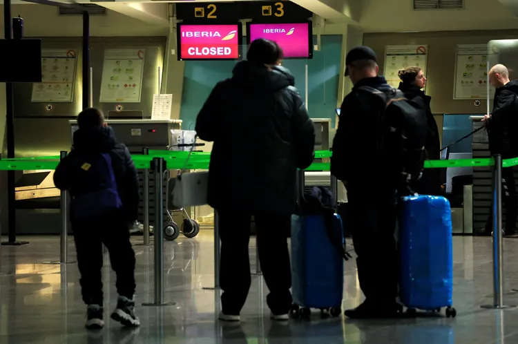 西班牙國家航空公司地勤罷工，目前導致444個航班取消。路透社