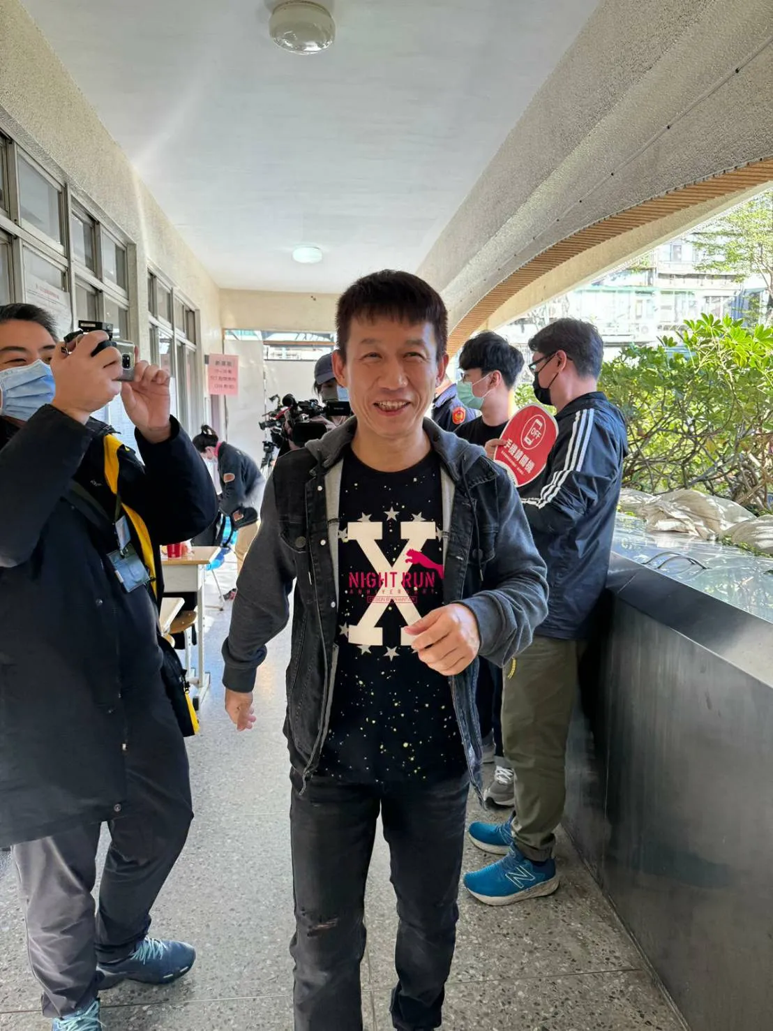 郭子乾每次投票都不缺席。經紀人提供