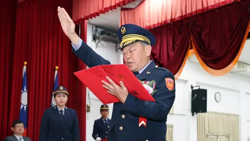 戴台捷接任屏東警察局長 縣長周春米布達盼守護屏東治安