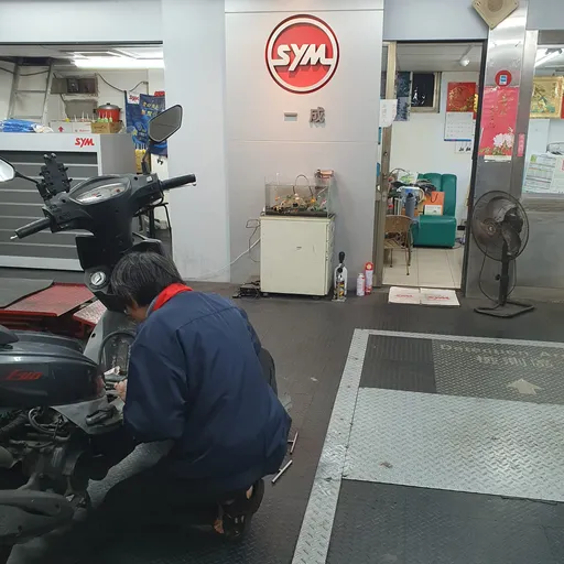 機車發不動!車行查半小時報價2600元 下一家老闆開口讓人傻了