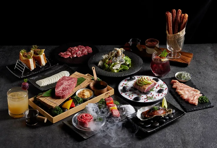 身分證號碼對中「0、2、4」任兩碼的幸運兒， 1月底前到「最肉燒肉」消費並出示證件就招待「松露紅羽雞腿」1份。業者提供