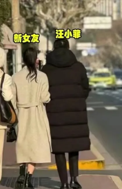 汪小菲帶著新歡在上海武康路散步。翻攝小紅書