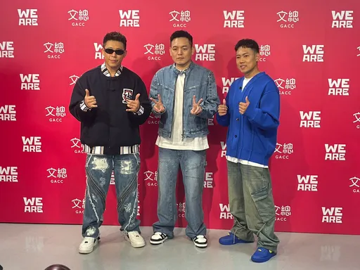 玖壹壹洋蔥今晚曝喜訊　要與交往10年女友結婚