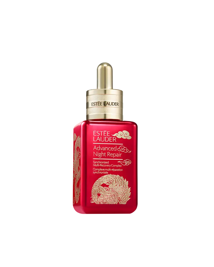 雅詩蘭黛特潤超導全方位修護露限定版，50ml／4350元。品牌提供