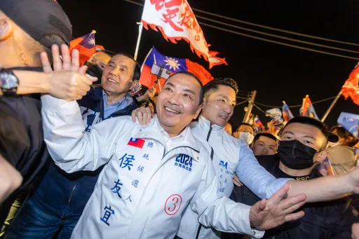 馬迷炸裂!他看侯友宜1舉動「打臉馬英九」:選情橫生變數